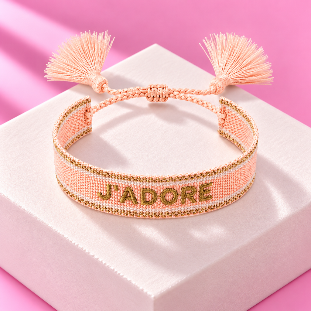 Bracelet Rosalia tisse J'adore pompons rose – Mgx Bijoux