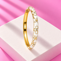 Bracelet jonc Alma emaille fleurs blanc dore – Mgx Bijoux