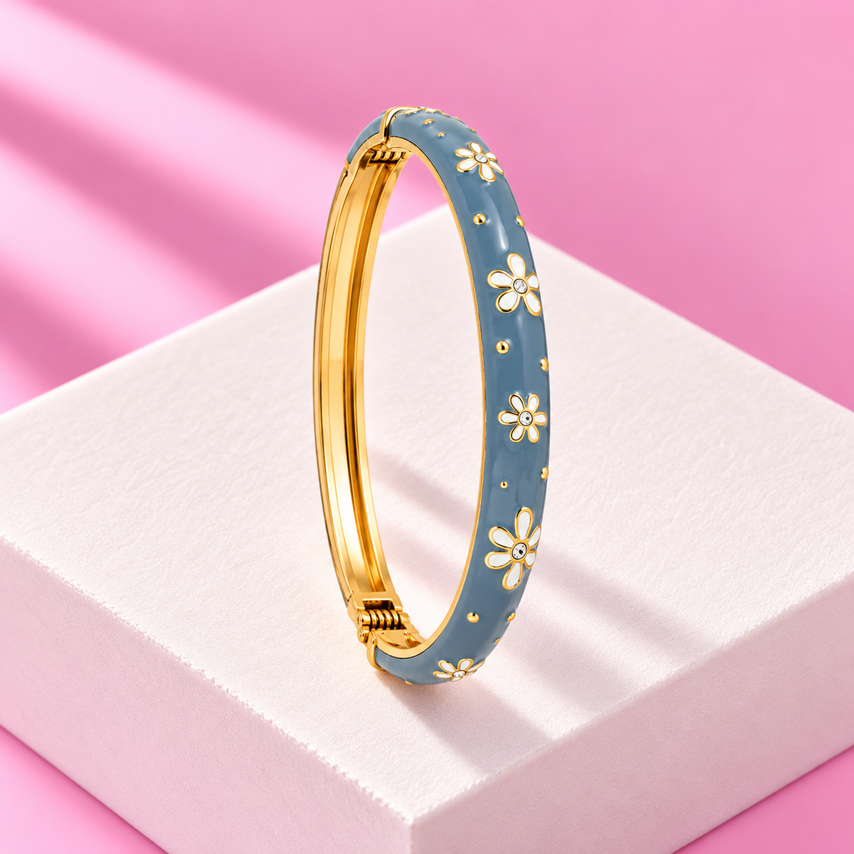 Bracelet jonc Luna emaille fleurs bleu dore – Mgx Bijoux