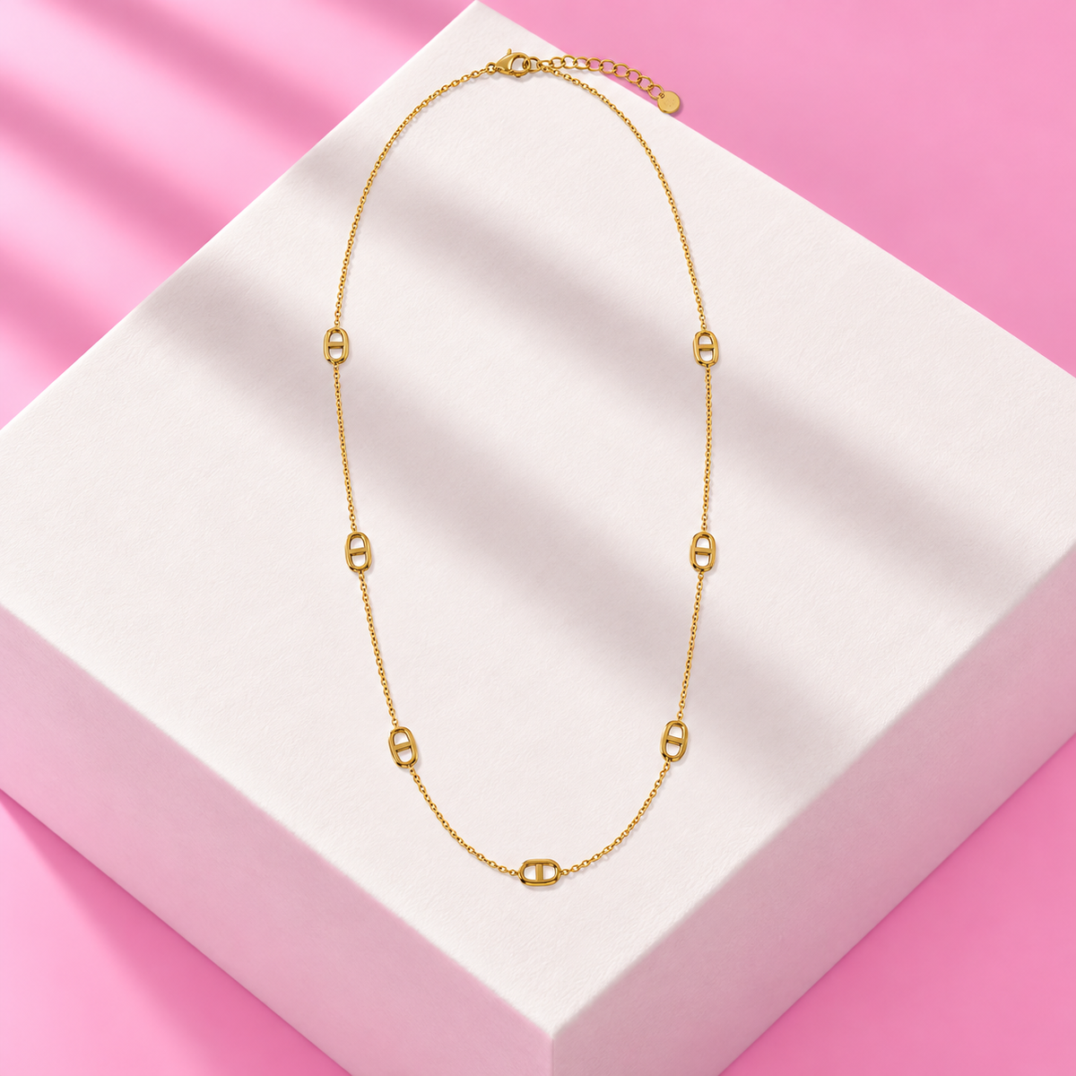 Sautoir Diane maille marine acier inoxydable dore – Mgx Bijoux
